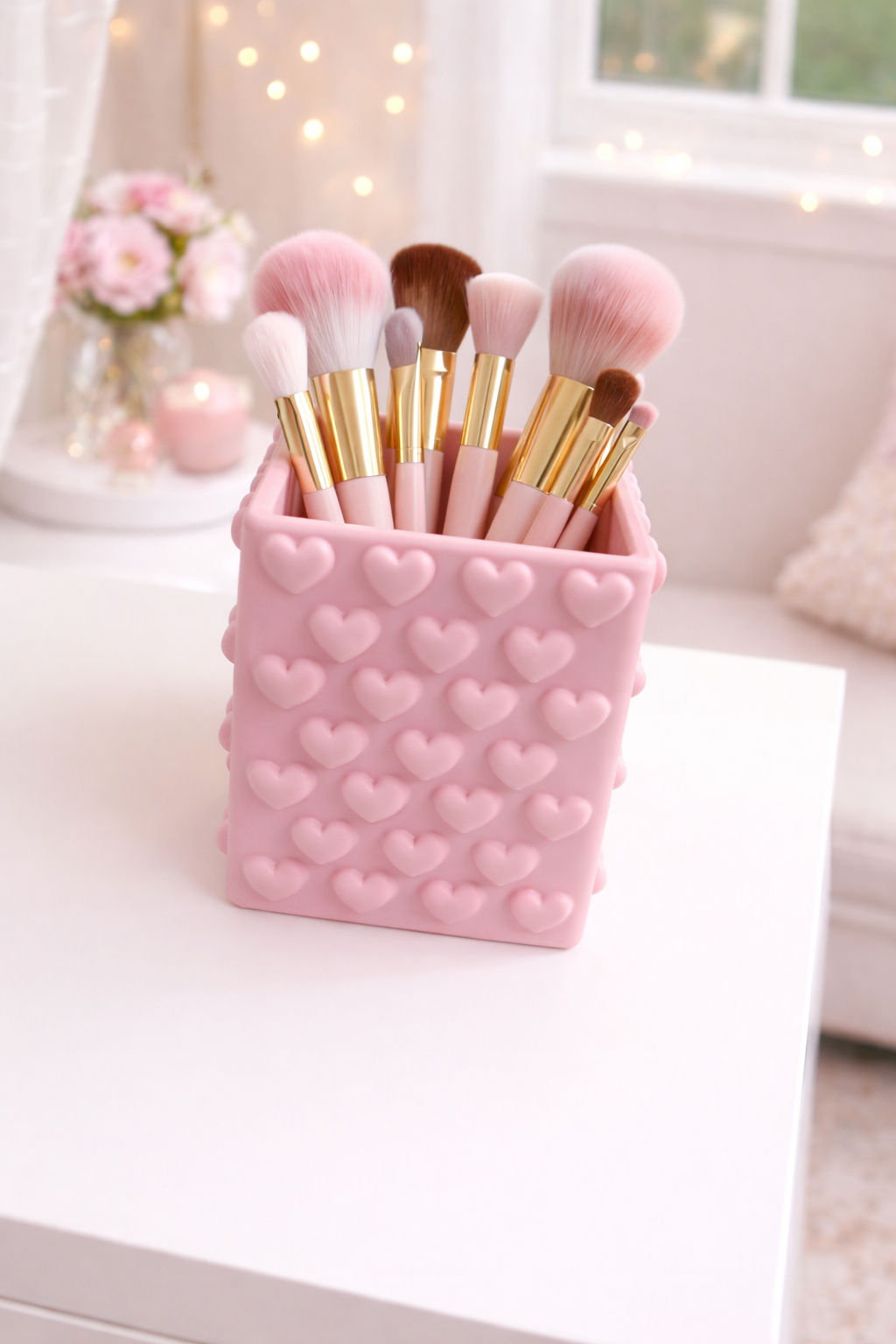 Heart Pattern Makeup Brush Holder & Pen Cup – Cute Pink Desk Organizer