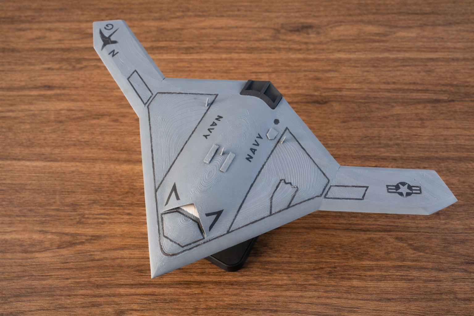 NG-X-47B UCAS 3D Printed Display Model – Stealth Drone Desk Decor Aircraft Stand