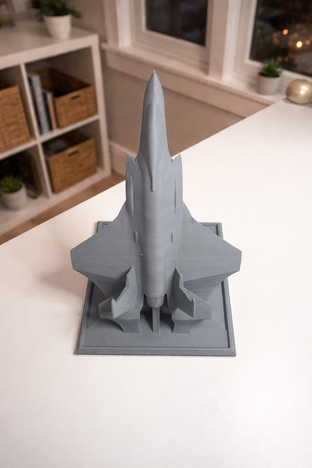 Fighter Jet Phone Stand – 3D Printed Aviation Desk Dock – Aircraft Phone Holder