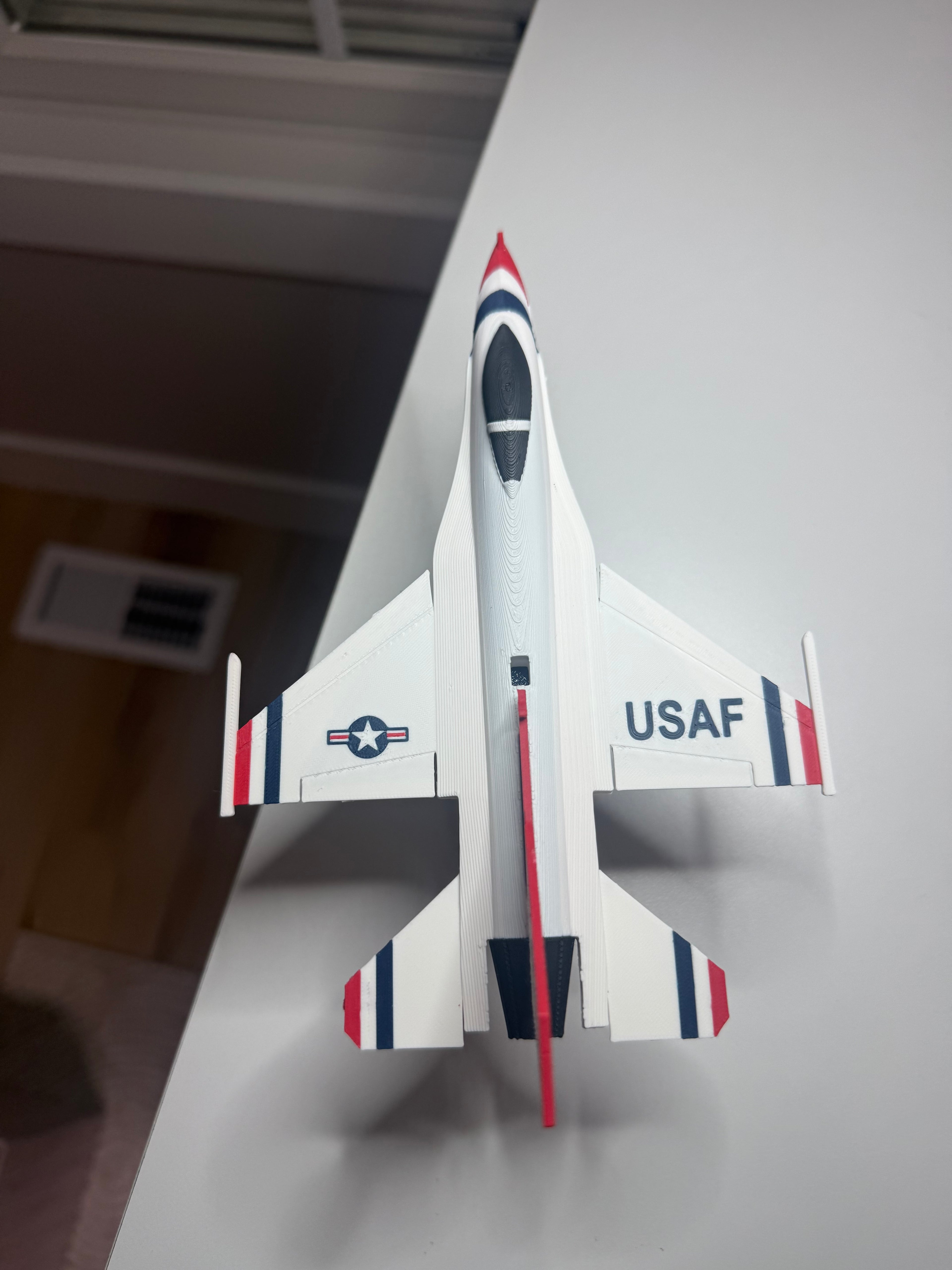 USAF Thunderbirds F-16 3D Printed Aircraft Model Kit – Air Demonstration Team Edition