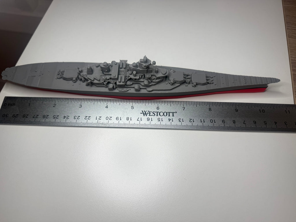 USS Missouri Battleship 3D Printed Display Model – WWII Naval Warship Desk Decor