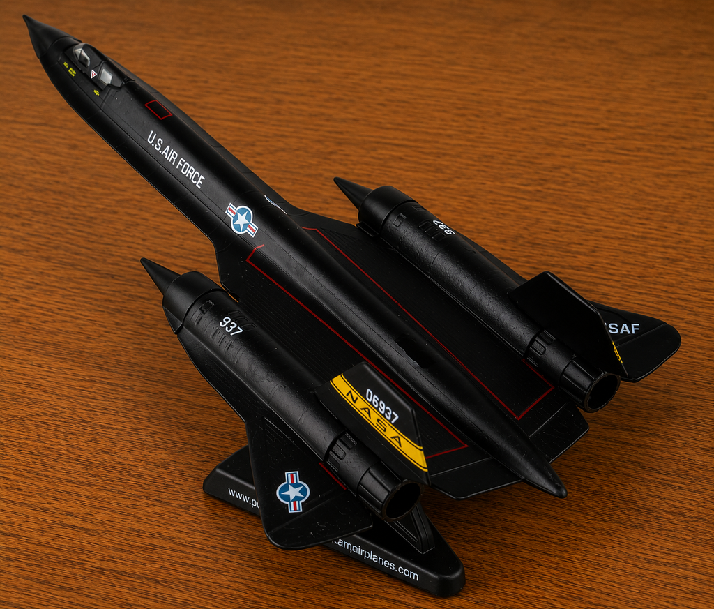 NASA YF-12 Die-Cast Aircraft Model – 1/200 Scale Blackbird Prototype
