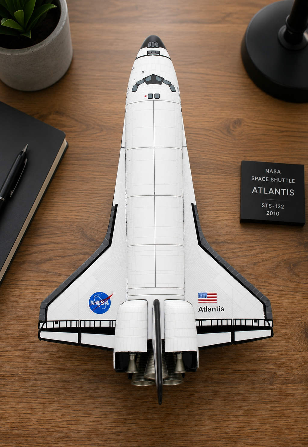 Stamp Space Shuttle Atlantis Die-Cast Spacecraft Model – 1/300 Scale NASA Orbiter Display