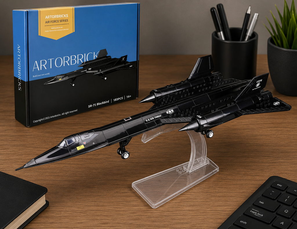 SR-71 Blackbird Reconnaissance Aircraft Building Set – 183 Piece Model Kit